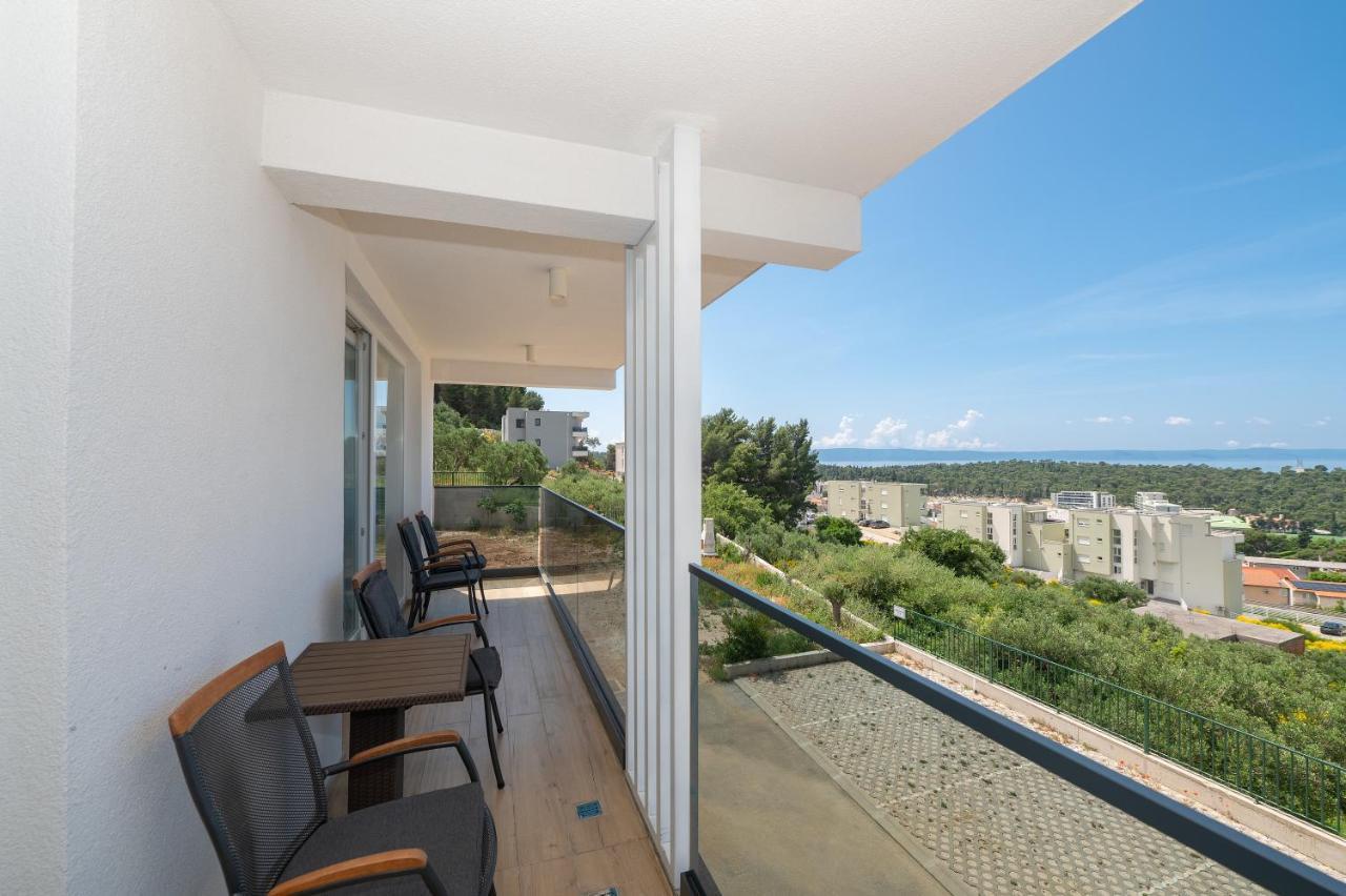 Apartment Daniel Макарска Екстериор снимка